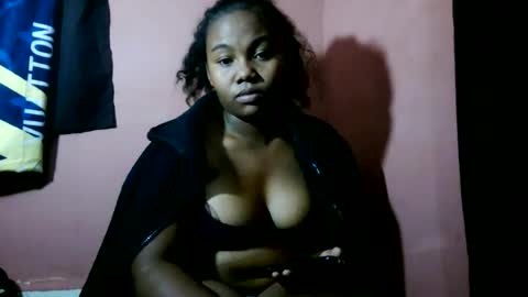 joenah012 online show from July 2026 06:21:01 PM