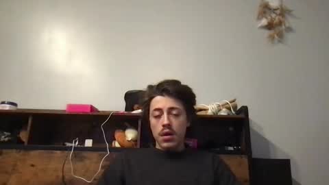 joey_binaa online show from May 2026 02:47:02 PM