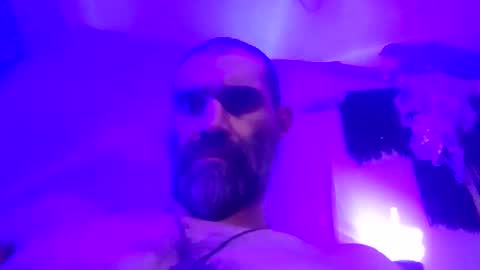 joeykeeton87 online show from May 2026 07:39:01 AM