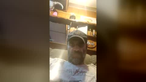 joeykeeton87 online show from July 2026 01:04:02 PM