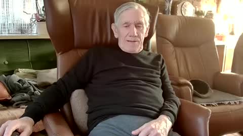 Snapshot of johan7_heet chatting on February 2025 03:31:01 PM johan7 heet online show from February 2025 03:31:01 PM