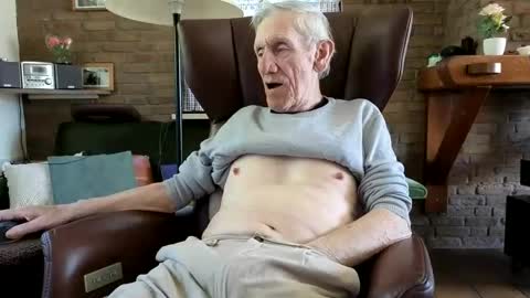 johan7 heet online show from April 2026 12:29:02 PM