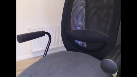 johan_73 online show from October 2025 06:11:02 AM