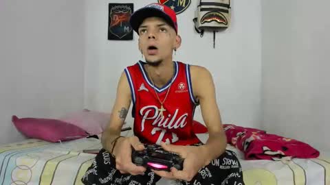 Snapshot of johan_and_antonella chatting on December 2024 07:36:01 PM johan_and_antonella online show from December 2024 07:36:01 PM