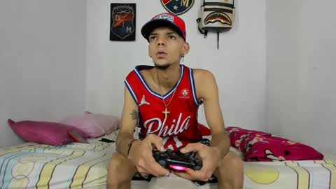 Snapshot of johan_and_antonella chatting on December 2024 10:38:02 PM johan_and_antonella online show from December 2024 10:38:02 PM