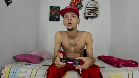 Snapshot of johan_and_antonella chatting on December 2024 07:14:02 PM johan_and_antonella online show from December 2024 07:14:02 PM