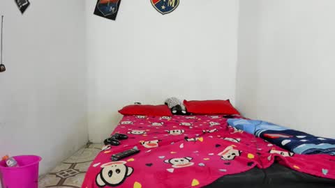 Snapshot of johan_and_antonella chatting on January 2025 07:45:02 AM johan_and_antonella online show from January 2025 07:45:02 AM