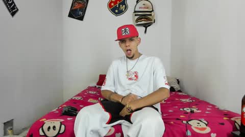 Snapshot of johan_and_antonella chatting on January 2025 03:55:02 AM johan_and_antonella online show from January 2025 03:55:02 AM