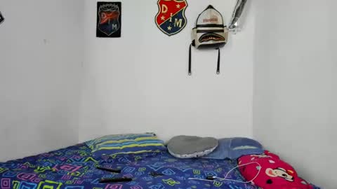 Snapshot of johan_and_antonella chatting on September 2025 05:30:01 AM johan_and_antonella online show from September 2025 05:30:01 AM