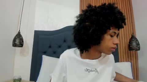 Snapshot of johan_gz_ chatting on May 2026 11:39:01 AM Johan online show from May 2026 11:39:01 AM