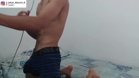 Snapshot of johan_mancini_r chatting on February 2025 07:07:01 PM johan_mancini_r online show from February 2025 07:07:01 PM