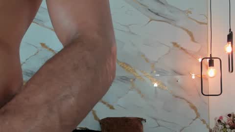 johan online show from September 2025 04:00:01 AM