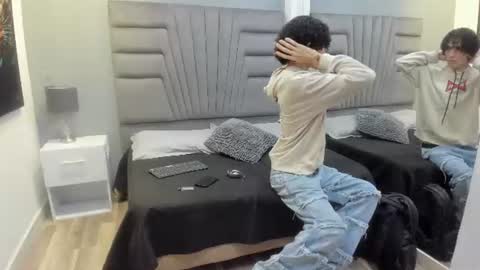 johan_tim online show from July 2026 11:30:02 AM
