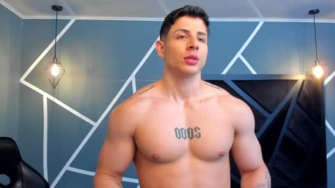 Snapshot of johan_williams_07 chatting on January 2025 03:36:01 PM Johan Williams online show from January 2025 03:36:01 PM