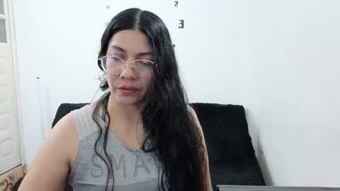 Snapshot of johana_collins chatting on May 2026 07:00:01 PM johana_collins online show from May 2026 07:00:01 PM