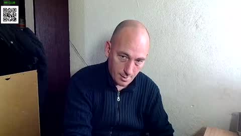 Snapshot of johanbarker chatting on December 2024 04:50:01 PM Johan online show from December 2024 04:50:01 PM