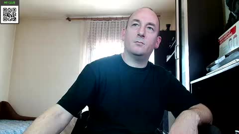 Snapshot of johanbarker chatting on January 2025 10:43:02 AM Johan online show from January 2025 10:43:02 AM