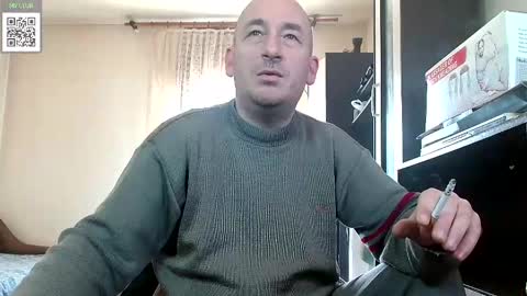 Snapshot of johanbarker chatting on March 2025 11:25:02 AM Johan online show from March 2025 11:25:02 AM