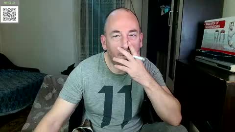 Snapshot of johanbarker chatting on March 2025 08:37:02 AM Johan online show from March 2025 08:37:02 AM