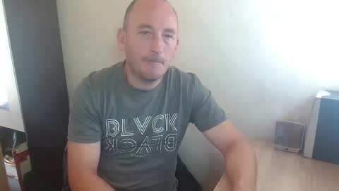 Snapshot of johanbarker chatting on September 2025 09:44:01 AM Johan online show from September 2025 09:44:01 AM