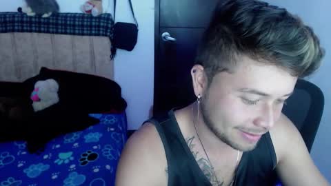 JOHAN independient model online show from October 2025 04:46:01 PM