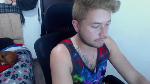 JOHAN independient model online show from October 2025 09:12:02 PM