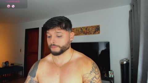 Snapshot of johatsu chatting on December 2024 11:03:01 PM King - online show from December 2024 11:03:01 PM