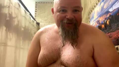 Snapshot of john40a chatting on January 2025 02:04:01 AM John online show from January 2025 02:04:01 AM