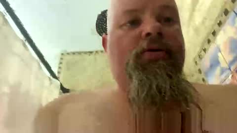 Snapshot of john40a chatting on February 2025 02:39:01 AM John online show from February 2025 02:39:01 AM