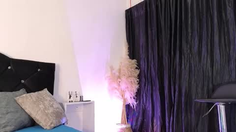 John  online show from November 2025 10:59:02 AM