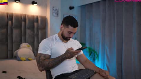 john online show from February 2026 06:17:02 PM