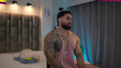 john online show from April 2026 10:29:01 PM