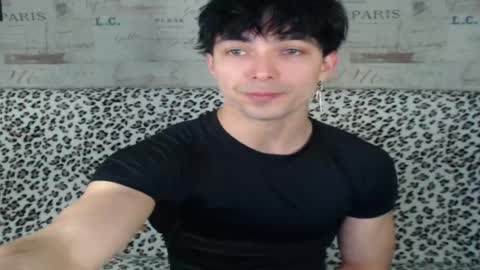 john_vibe online show from April 2026 07:45:02 PM