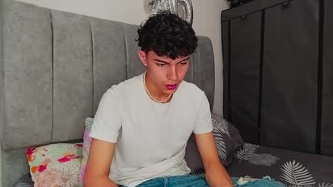 John Vichenso online show from December 2024 09:53:02 PM