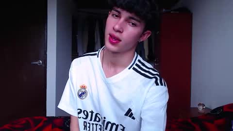 John Vichenso online show from September 2025 07:15:02 PM