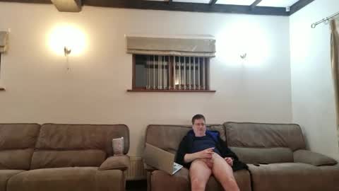 johnathan_stuart33 online show from March 2026 11:40:01 PM