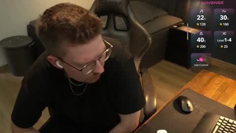 Jones online show from September 2025 04:10:02 PM