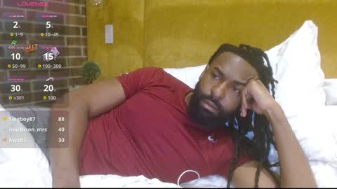 John Gabbana online show from January 2025 03:01:01 AM