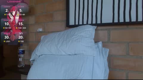 John Gabbana online show from January 2025 04:02:02 PM