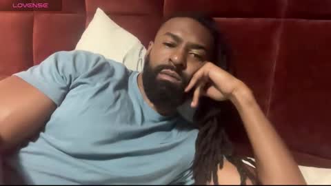 John Gabbana online show from November 2025 11:09:02 AM