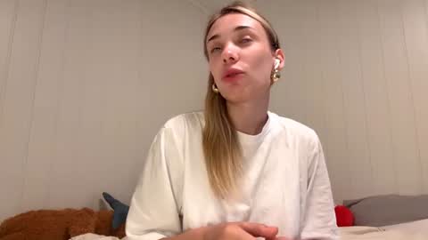 Oly online show from June 2026 09:04:02 AM