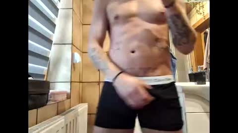 Snapshot of johnlong25cm chatting on January 2025 11:54:02 AM johnlong25cm online show from January 2025 11:54:02 AM