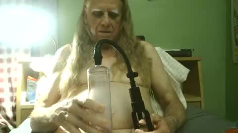 johnnieq1971 online show from May 2026 01:11:02 AM