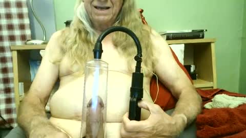 johnnieq1971 online show from June 2026 01:03:01 AM
