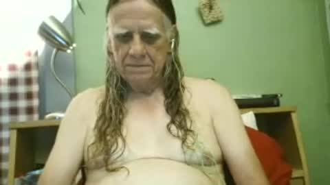 johnnieq1971 online show from July 2026 12:58:01 AM