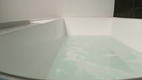 Snapshot of johnny61600 chatting on September 2025 12:05:02 PM Lovenitwet69 online show from September 2025 12:05:02 PM