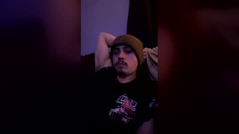 Snapshot of johnny981047 chatting on February 2026 04:35:01 AM johnny981047 online show from February 2026 04:35:01 AM