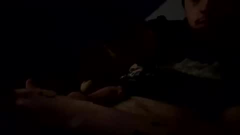 Snapshot of johnny981047 chatting on April 2026 01:22:02 AM johnny981047 online show from April 2026 01:22:02 AM