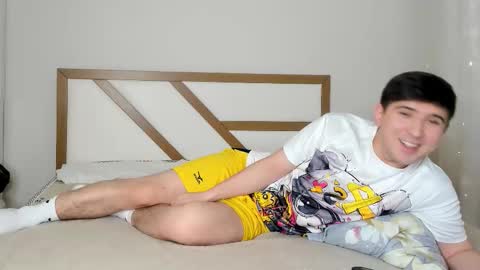 Snapshot of johnny_big_ass chatting on January 2026 07:19:02 PM Johnny online show from January 2026 07:19:02 PM