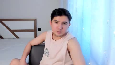 Snapshot of johnny_big_ass chatting on January 2026 08:19:02 AM Johnny online show from January 2026 08:19:02 AM